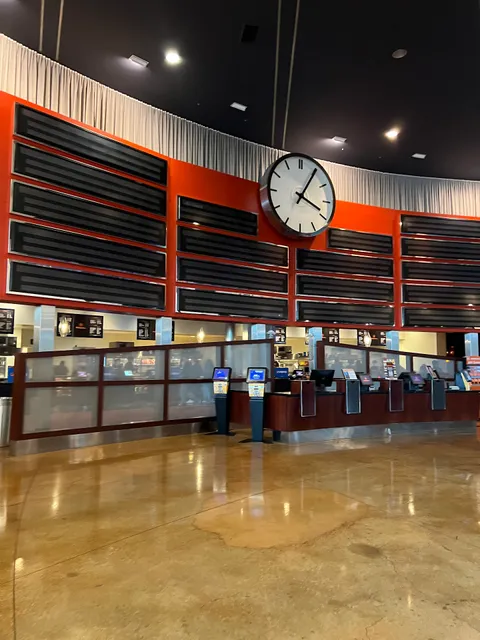 Regal Sherman Oaks Galleria