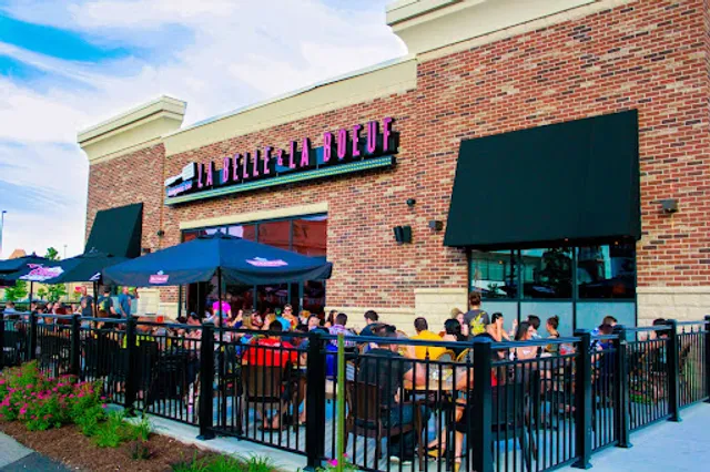 La Belle & La Boeuf - Burger Bar - Boisbriand