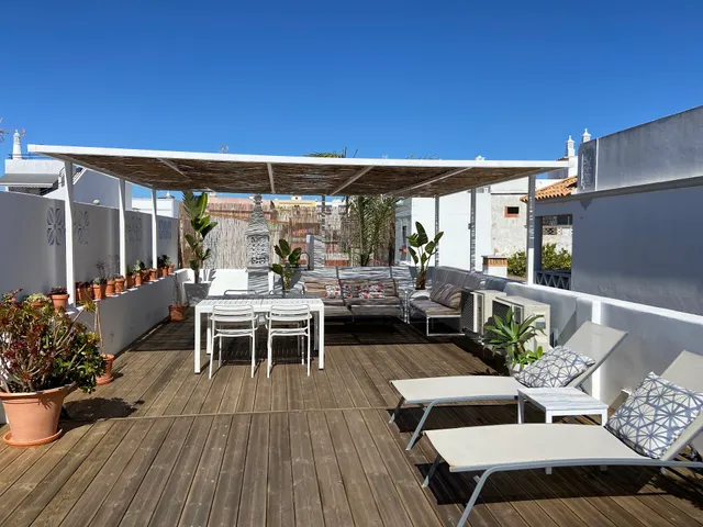 CasaWolhão LIBERDADE