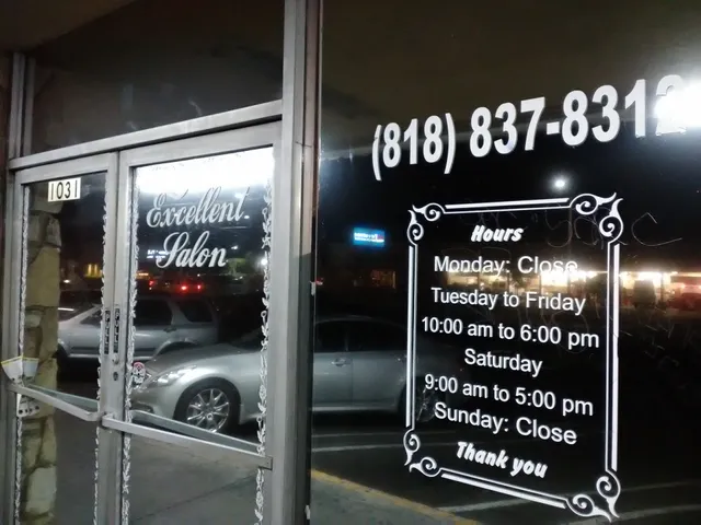 Excellent Salon