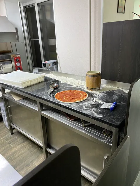 Nikola-Pizza