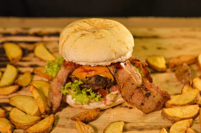FERRO E FOGO Hambúrguer e Grill
