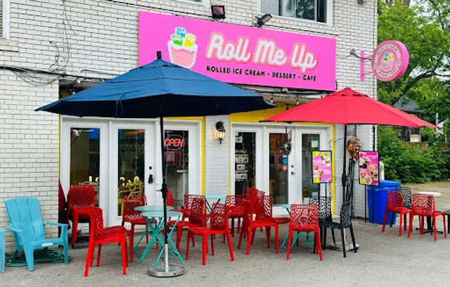 Roll Me Up Ice Cream & Desserts Markham