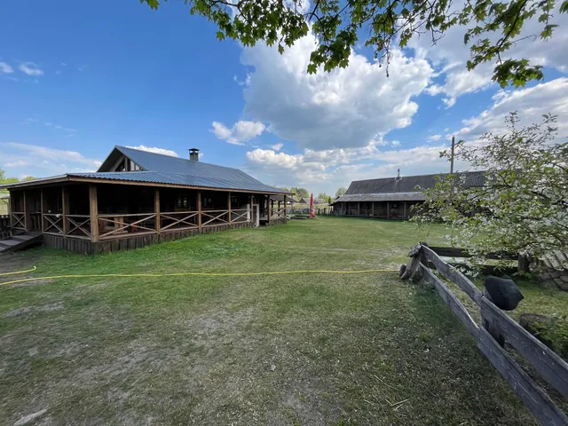 Agrousad'ba Domik Na Islochi