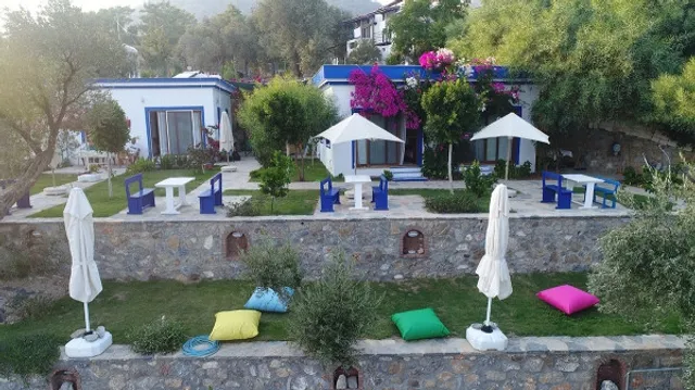 Can-Naz Apart & Restaurant