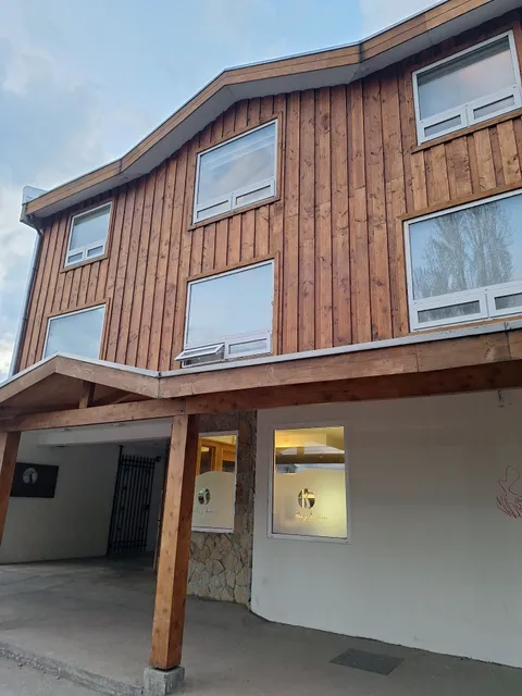 HUELLAS Y SENDEROS HOTEL