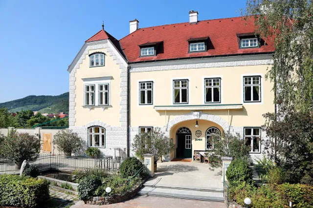 Weingut und Restaurant Josef Jamek