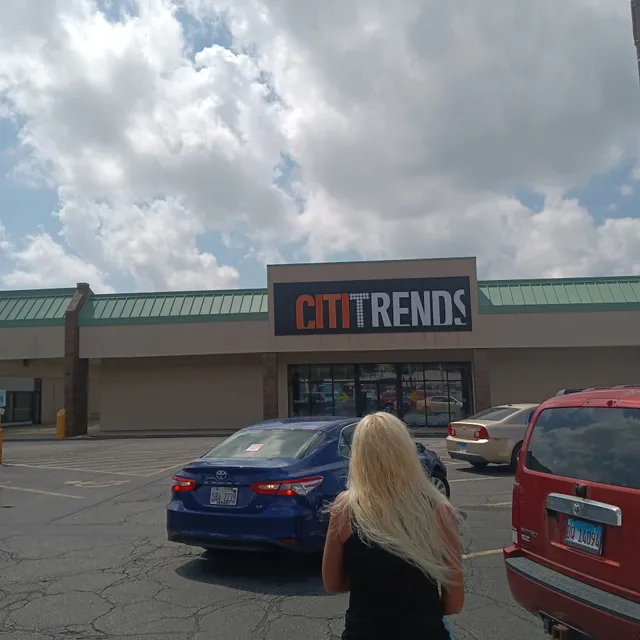 Town & Country Shopping Center