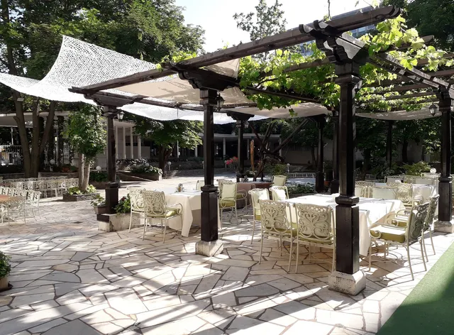 Семеен хотел "Плаза" - Русе