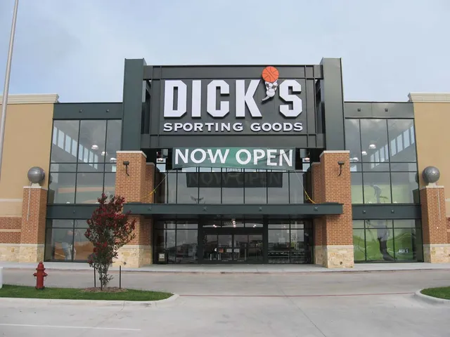 DICK'S Sporting Goods