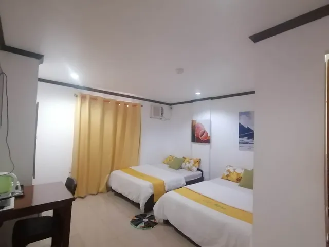 El Moro Resort and ELkusina -M.E.N ESTS