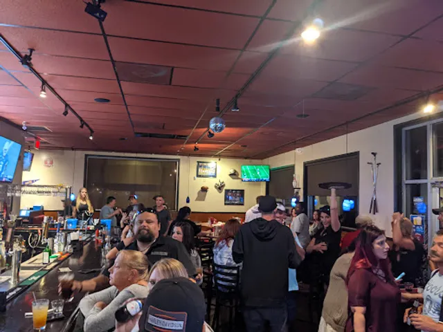 Paddy's Sports Bar & Grill