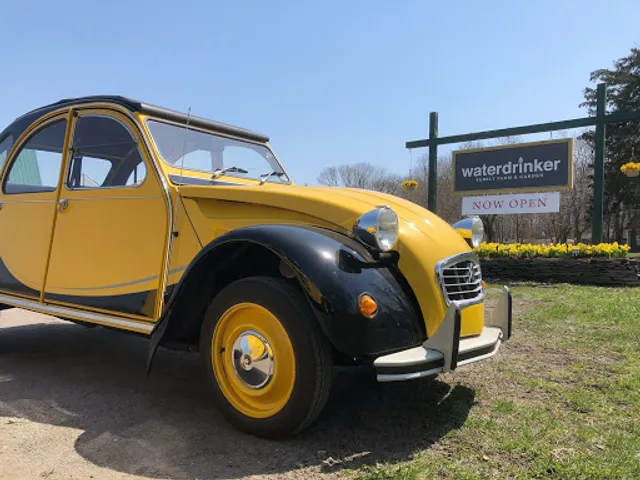 Waterdrinker Family Farm & Garden