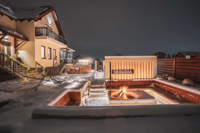 Roots Villas Brasov | Cazare cu ciubar