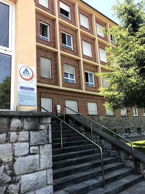 Albergue Residencia Ramón Menéndez Pidal