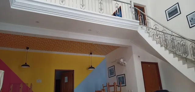 OYO Home 23572 Colourfull Studio Rooms Near Ig Square