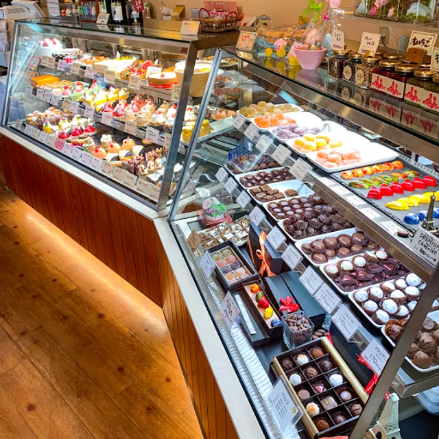 Pâtisserie Angers 上尾井戸木店