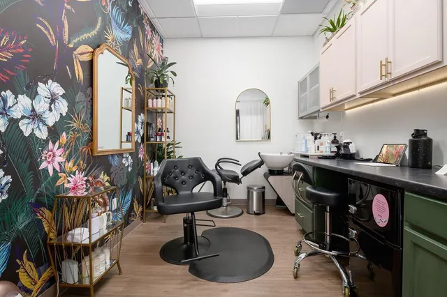 Sola Salons Carytown
