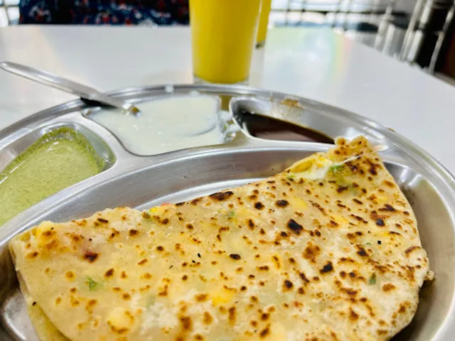 Rishi’s Paratha Plaza Sanjay Nagar