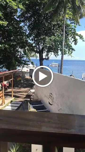 Mabuhay Dumaguete restaurant and diving