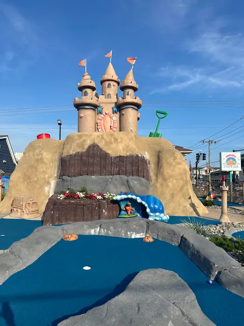 Sandcastle Putt Club