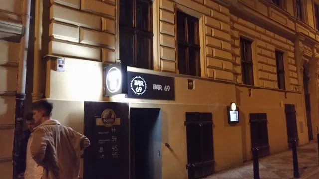 Bar 69