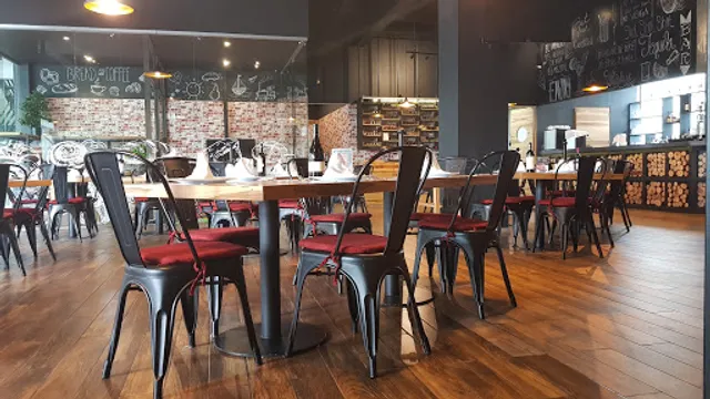 LA CABRERIA Grill & Pizza