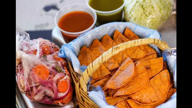 Tacos de Canasta El Rey | The Best Tacos In Los Angeles CA