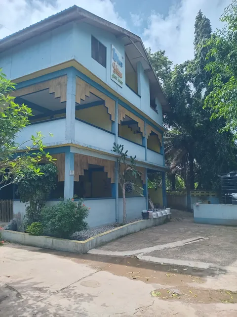 Blueyellow Guest House