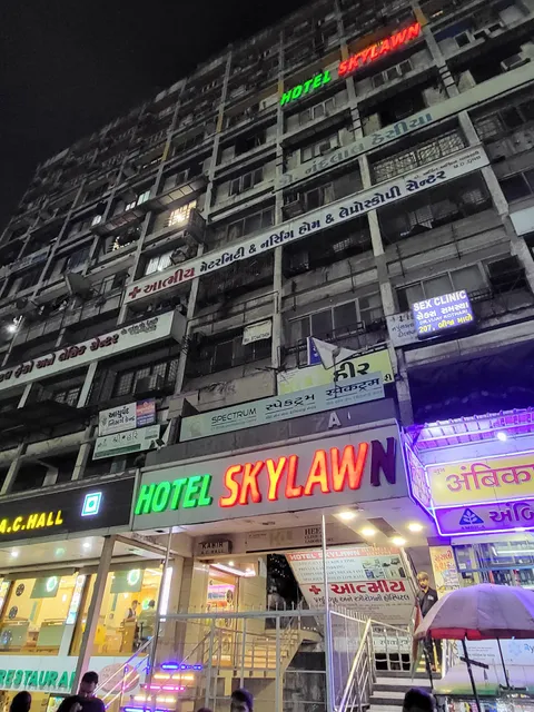 Hotel Skylawn