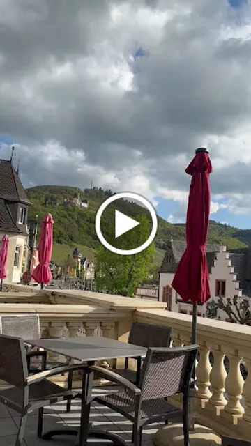 Café im Stadtpalais by Larissa Remy