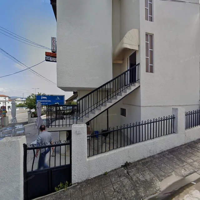 Café Flamingo / Residencial Cantarias