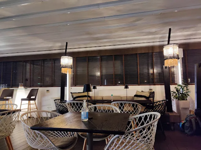 180º West Rooftop Lounge Restaurant