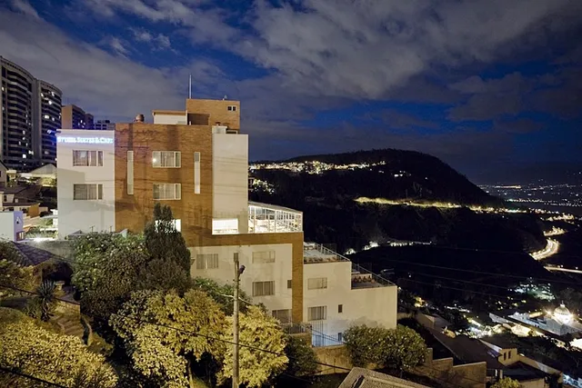 Stubel Suites and Cafe