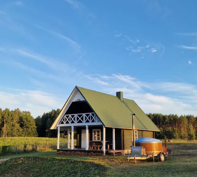 VILLA ERBRUA, kaimo turizmo sodyba nuomai prie ežero, Rokiškio raj.