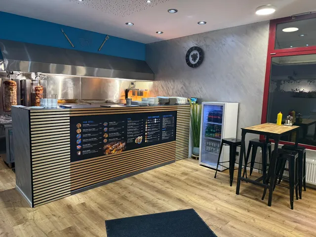 Taka Taka Mam Greek Food