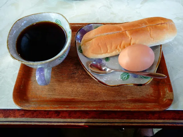 Kingfisher Coffee House (Kissa Keishoku Kawasemi)