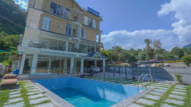 Gezellig Inn - Hotel Oasis