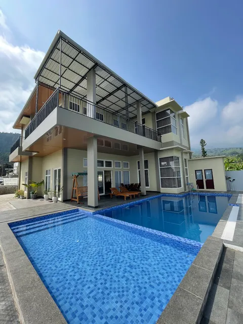 Soso Hill's Botanical Resort