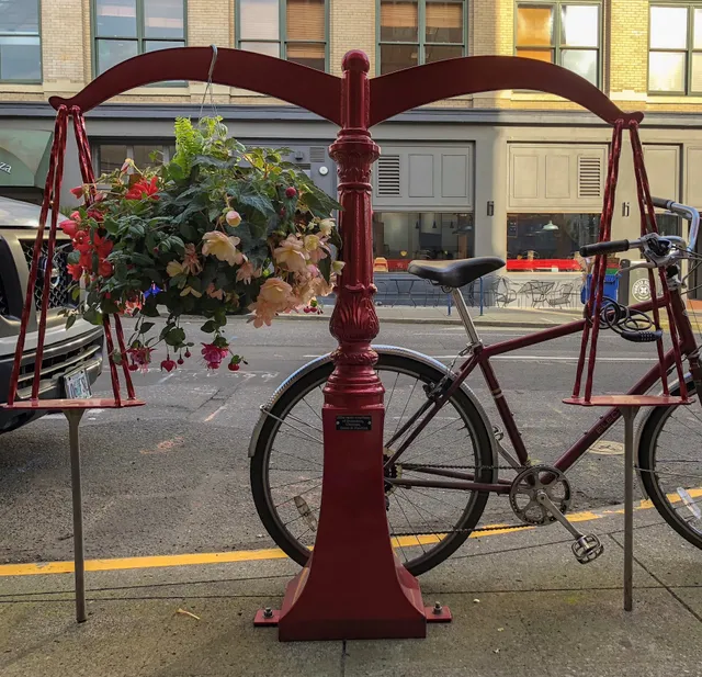 Thomas, Coon, Newton & Frost