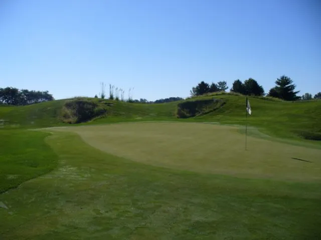 Bear Slide Golf Club