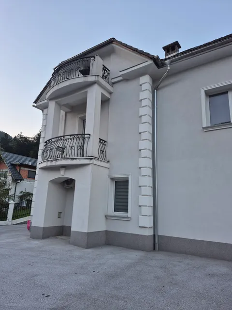 Villa Hillside Apartment