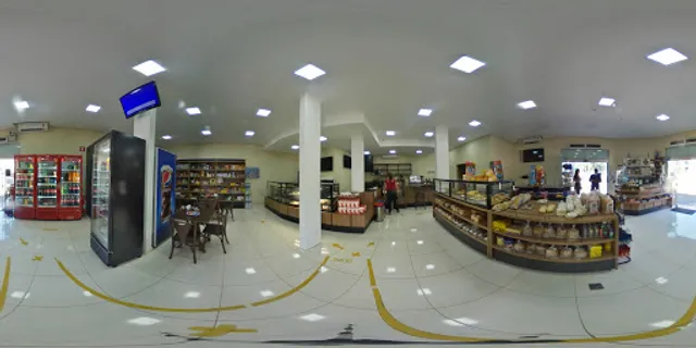 Panificadora e Confeitaria Roland