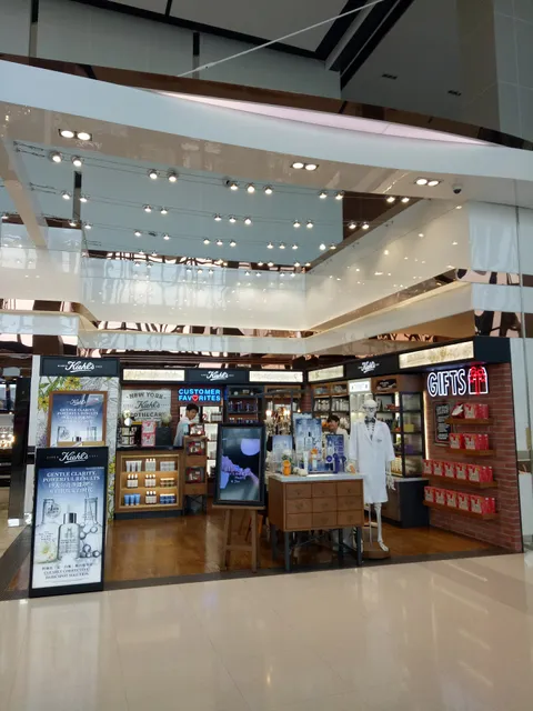 Sisa Chorakhe Yai Subdistrict