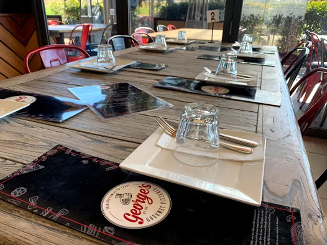 George's Pizzeria Bella Vista