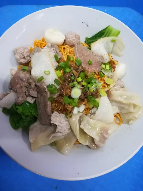 Jane Kolo Mee & Laksa Non-Halal Senadin