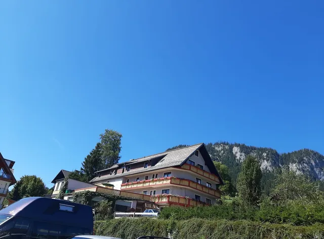 Hotel-Pension Sonnenuhr