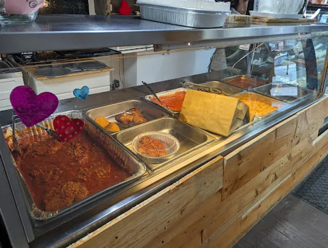 Italian Eats & Sweets (Cucina Napoli Italian Grocery & Pizzeria Stouffville