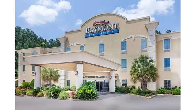 Baymont by Wyndham Henderson