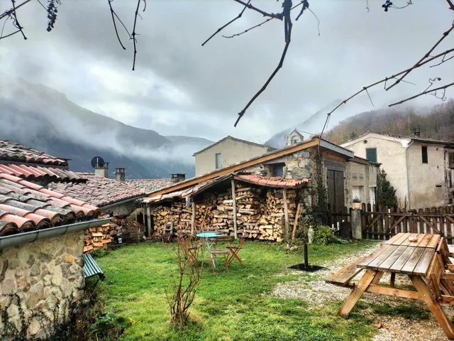 la maison sous le château